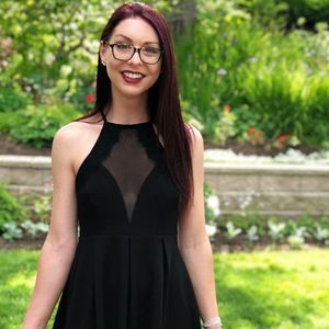 Meet your Posher, Lisa